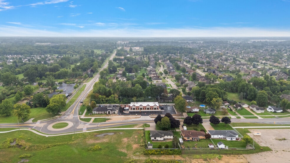 16990-16998 25 Mile, Macomb, MI for lease - Building Photo - Image 3 of 4