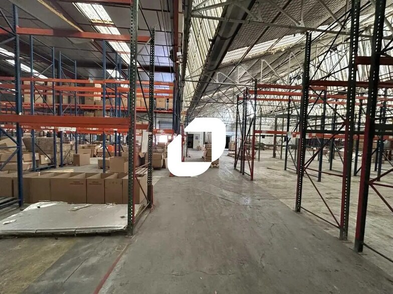 Flex dans Aubervilliers à louer - Photo intérieure - Image 3 de 8