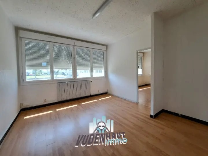 Bureau dans Portet-sur-Garonne à louer - Photo intérieure - Image 2 de 12