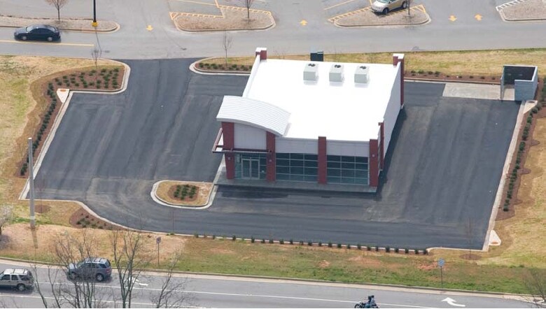 175 Frontage Rd, Hartwell, GA for lease Primary Photo- Image 1 of 8