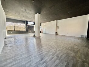 Commerce de détail dans Madrid, Madrid à louer Plan d’étage- Image 1 de 3