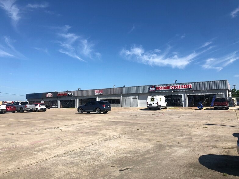 2455 E Highway 121, Lewisville, TX for lease - Building Photo - Image 1 of 6