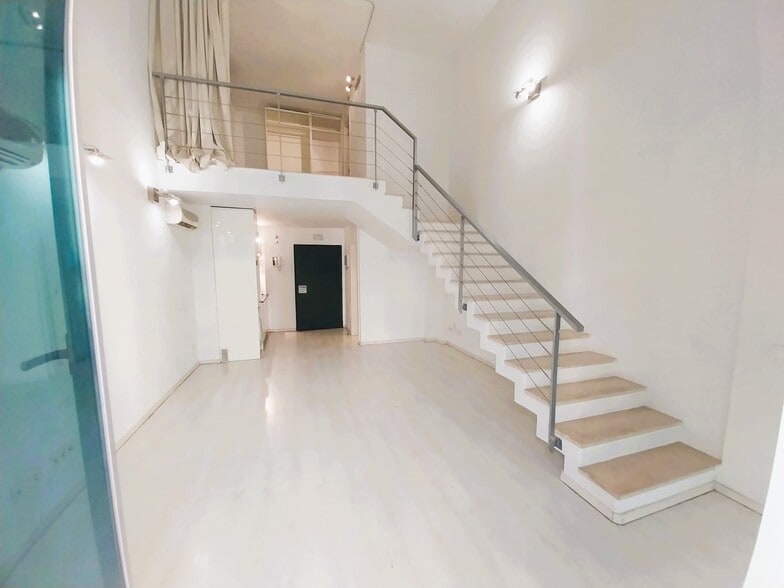 Office in Madrid, Madrid for lease - Interior Photo - Image 3 of 10
