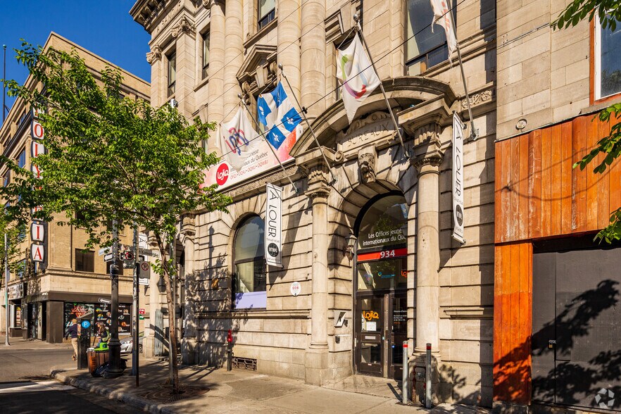 936 Rue Sainte-Catherine E, Montréal, QC for lease - Building Photo - Image 3 of 16