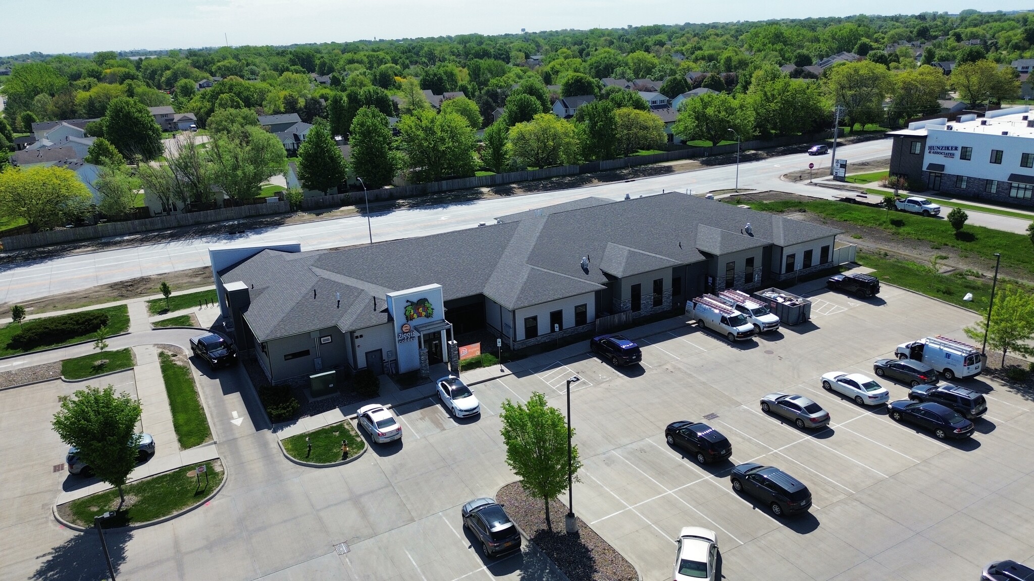 1606 NW Irvinedale Dr, Ankeny, IA for lease Building Photo- Image 1 of 7