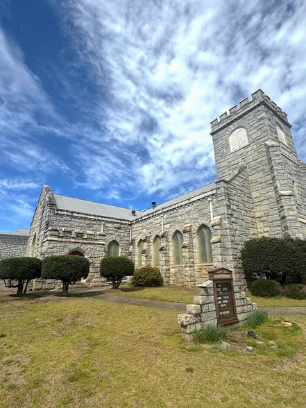 3099 Stone Mountain St, Lithonia, GA à vendre - Photo du bâtiment - Image 3 de 22