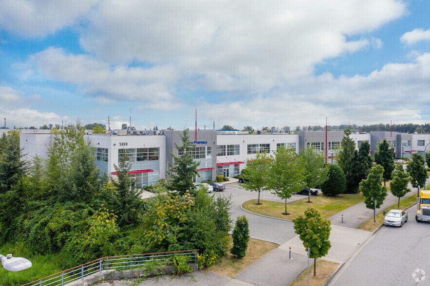 5898 Trapp Ave, Burnaby, BC for lease - Building Photo - Image 3 of 6