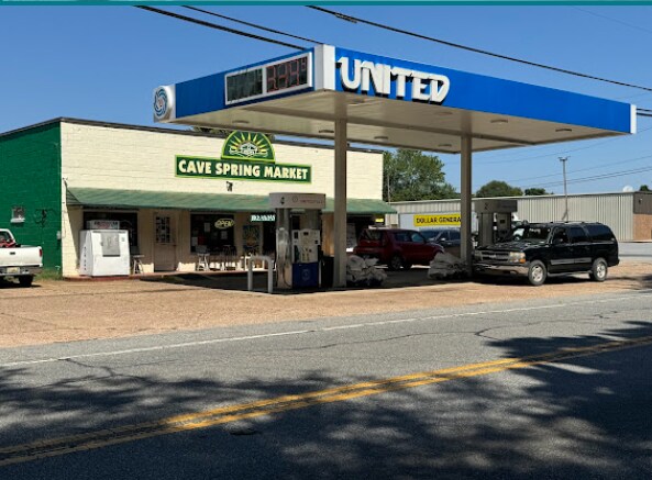 15 Rome Rd Sw, Cave Spring, GA à vendre - Photo du bâtiment - Image 2 de 8