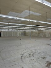 10333 Northfield Rd, Northfield, OH for lease Interior Photo- Image 2 of 2