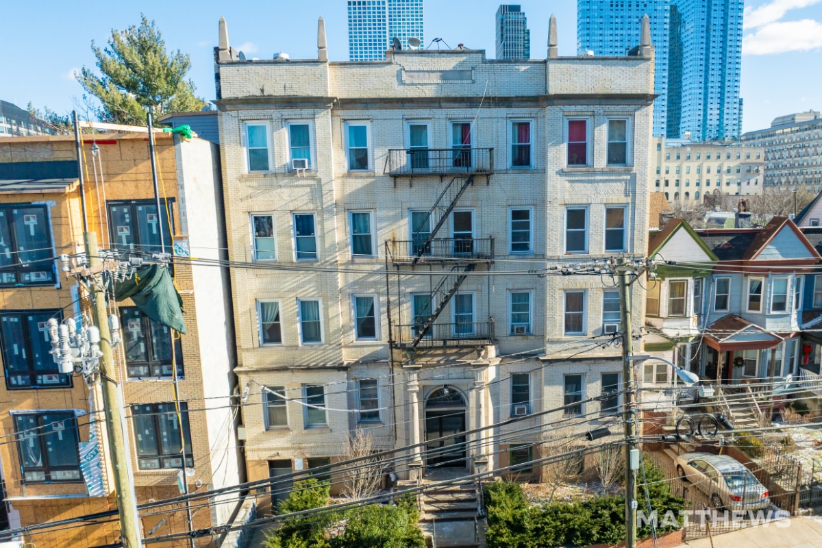 70 Tonnele Ave, Jersey City, NJ for sale Primary Photo- Image 1 of 4