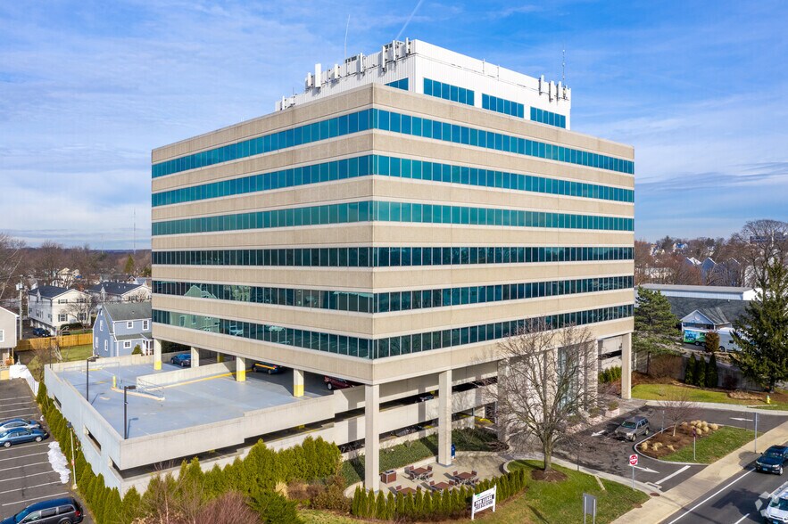 200 Connecticut Ave, Norwalk, CT à louer - Photo du bâtiment - Image 1 de 14