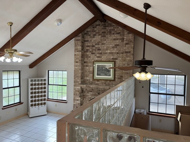 7285 E US Highway 87, San Antonio, TX for sale - Building Photo - Image 3 of 11