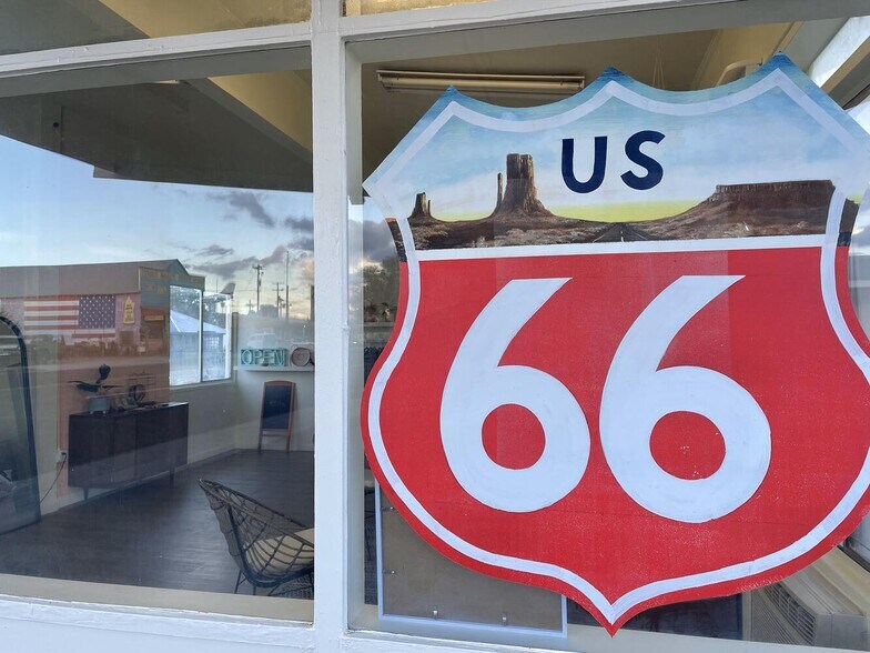 22430 W Old Highway 66, Seligman, AZ à vendre - Photo du bâtiment - Image 2 de 27