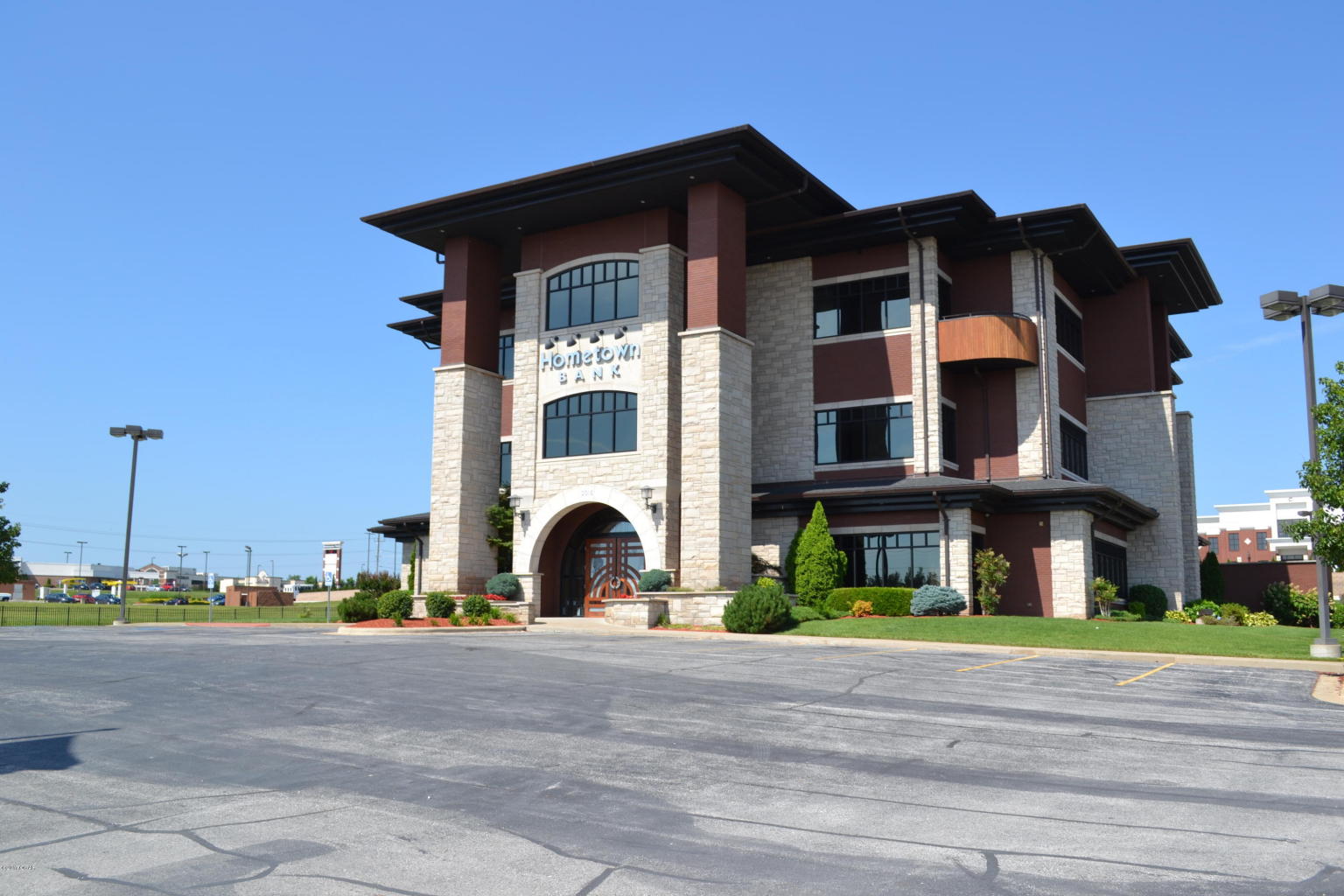 3016 McClelland Blvd, Joplin, MO for sale Primary Photo- Image 1 of 1