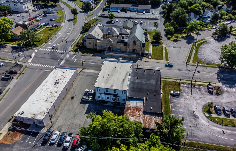 205-209 S College Ave, Salem, VA for lease - Building Photo - Image 2 of 15