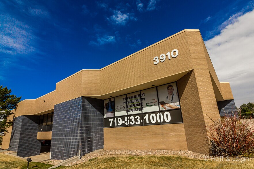 3910 S Carefree Cir, Colorado Springs, CO for lease - Building Photo - Image 2 of 5