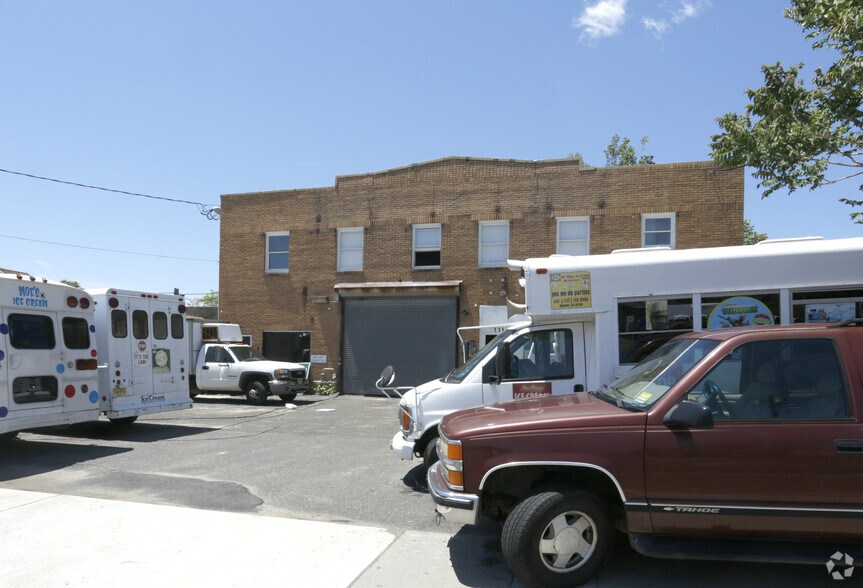 111 S Main St, Neptune, NJ à louer - Photo du bâtiment - Image 2 de 12