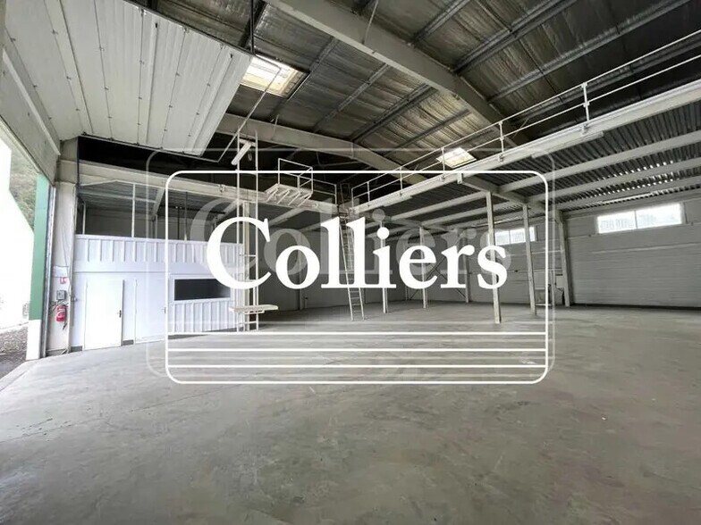 Flex in Gémenos for lease - Interior Photo - Image 2 of 3