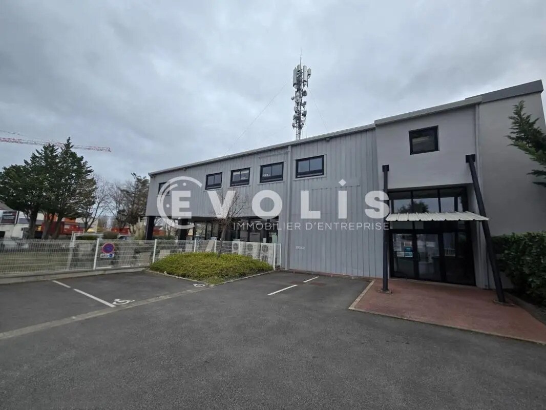 Office in Brétigny-sur-Orge for lease Building Photo- Image 1 of 7