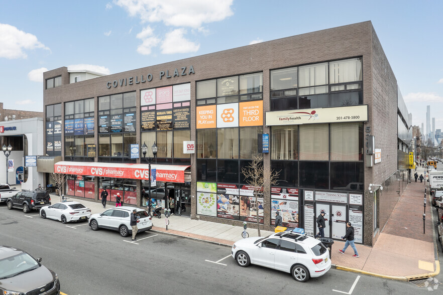 5300-5306 Bergenline Ave, West New York, NJ for sale - Building Photo - Image 1 of 5