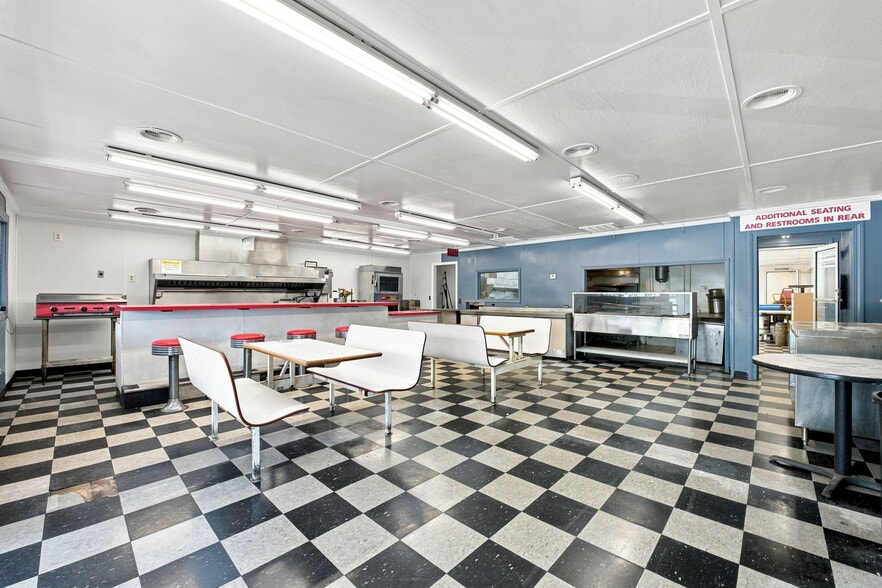 346 W Jones St, Trenton, NC for lease - Building Photo - Image 3 of 25