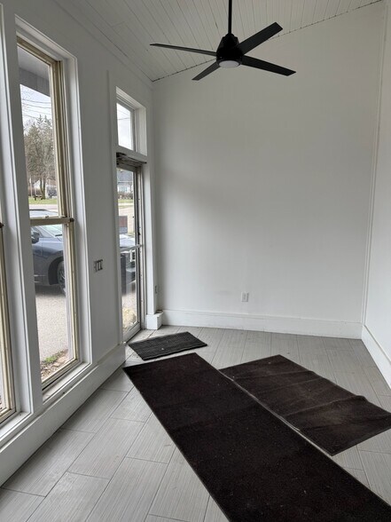 115 Hemlock St, Big Rapids, MI à vendre - Photo du bâtiment - Image 3 de 7