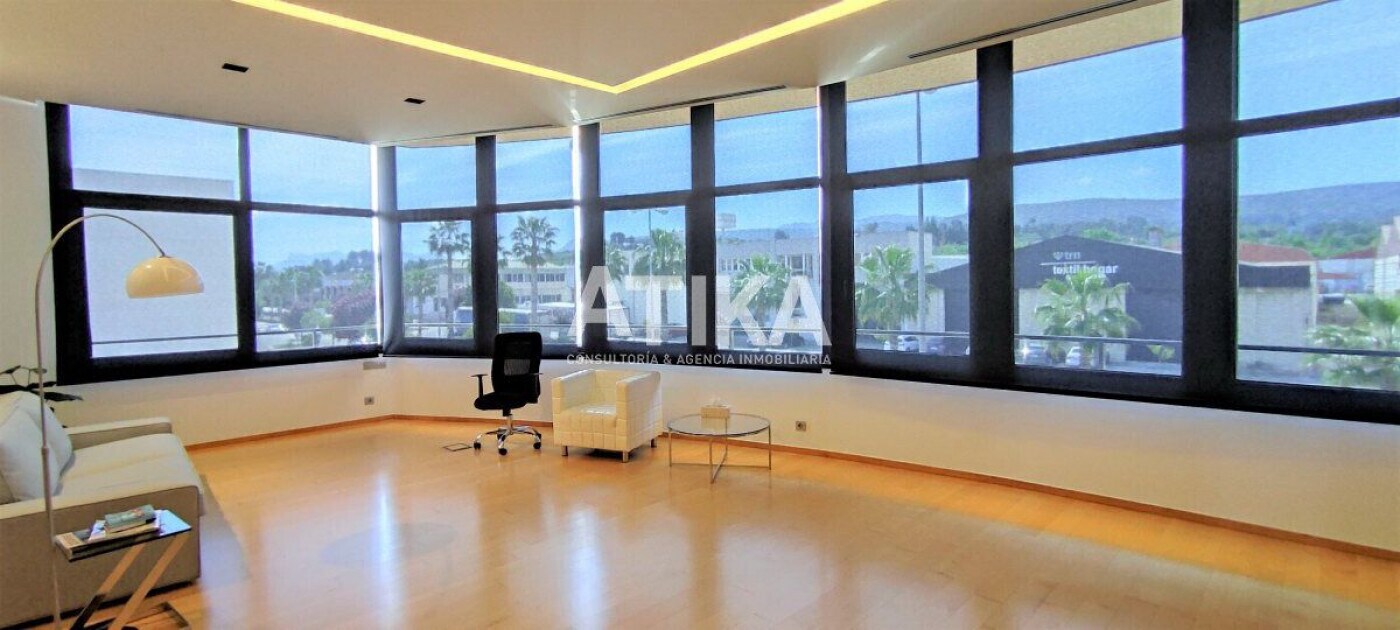 Office in Ontinyent for lease Interior Photo- Image 1 of 51