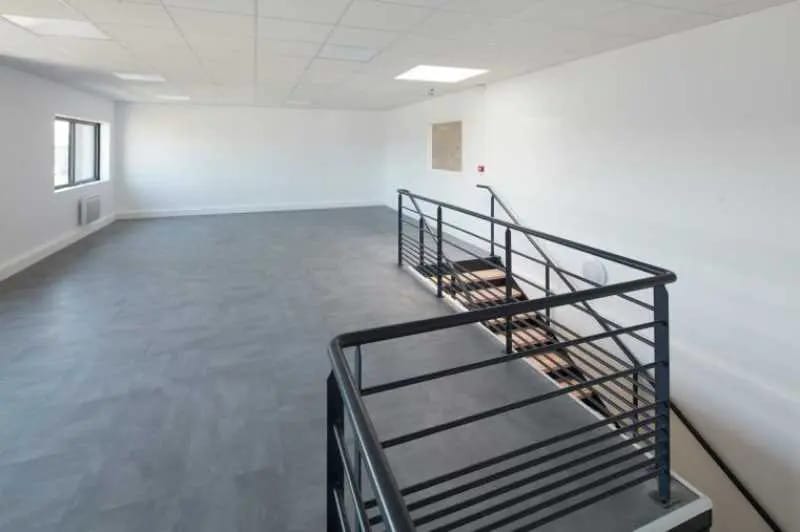 46 Avenue Des Gardes Messiers, Villemoisson-sur-Orge for lease Interior Photo- Image 1 of 4