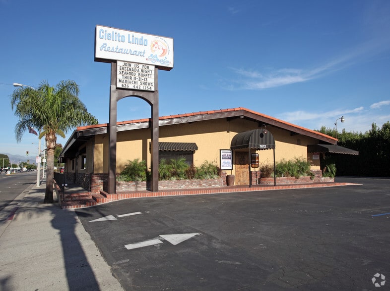 1612 N Tyler Ave, South El Monte, CA à louer - Photo du bâtiment - Image 2 de 2