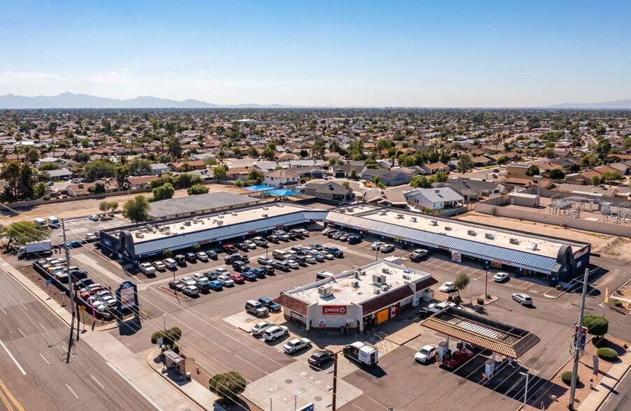 4323 W Cactus Rd, Glendale, AZ à louer - Photo du bâtiment - Image 3 de 5