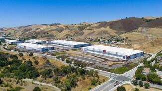 Plus de détails pour 550 Piercy Rd, San Jose, CA - Industriel à louer