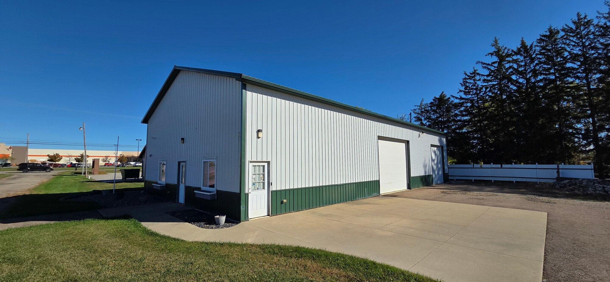 2246 E Main, Owosso, MI for sale Building Photo- Image 1 of 15