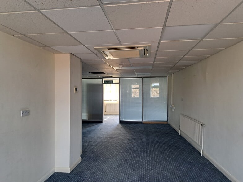 65-66 Market Pl, Chippenham à vendre - Photo intérieure - Image 2 de 4
