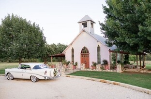 1030 River Road, New Braunfels TX - Wedding Venue