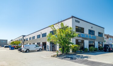 13060 80 Ave, Surrey, BC à louer Photo du bâtiment- Image 2 de 5