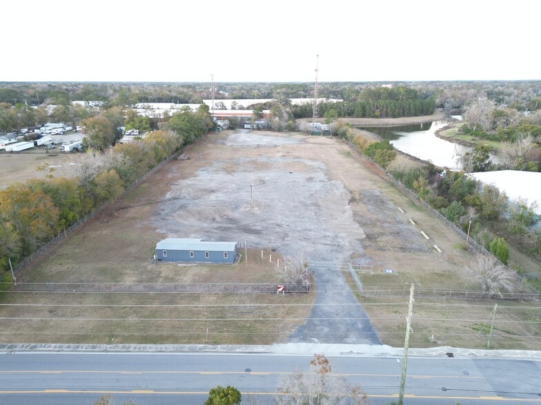 2089 W 26th St, Jacksonville, FL à louer - Photo du bâtiment - Image 2 de 7