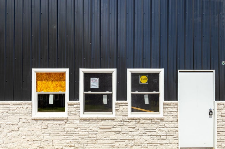 928 Benton St, Valley Park, MO for lease - Building Photo - Image 3 of 7