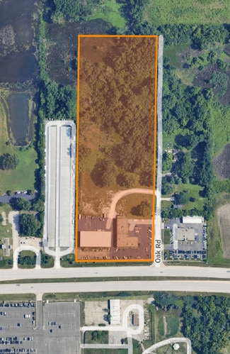 Plus de détails pour 4200 E Main St, St Charles, IL - Commerce de détail à vendre