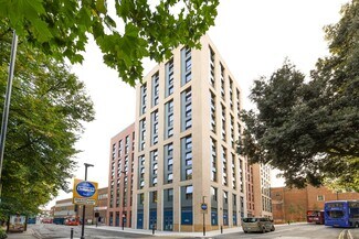 Plus de détails pour Vincents Walk, Southampton - Commerce de détail à louer