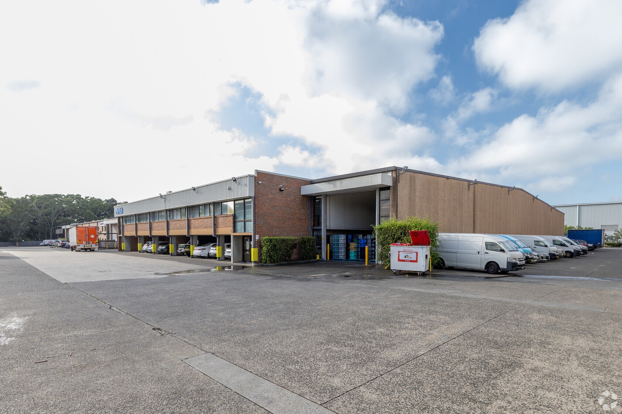 28 Cosgrove Rd, Strathfield South for lease Primary Photo- Image 1 of 6