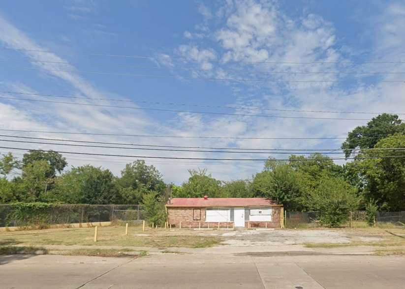 3022 Lagow St, Dallas, TX for lease - Primary Photo - Image 1 of 2
