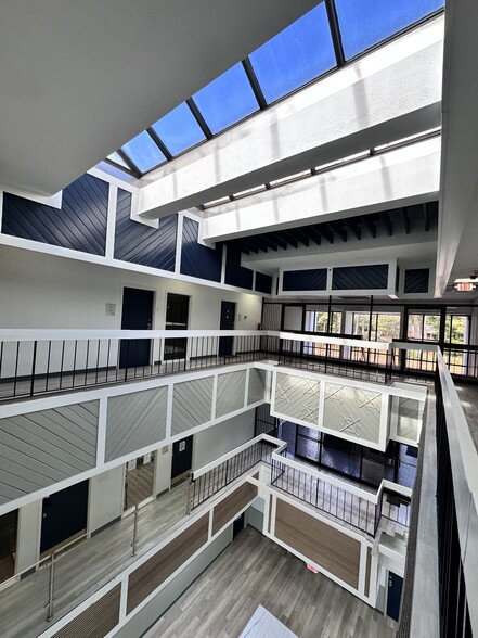 4319 Covington Hwy, Decatur, GA for lease - Building Photo - Image 2 of 14