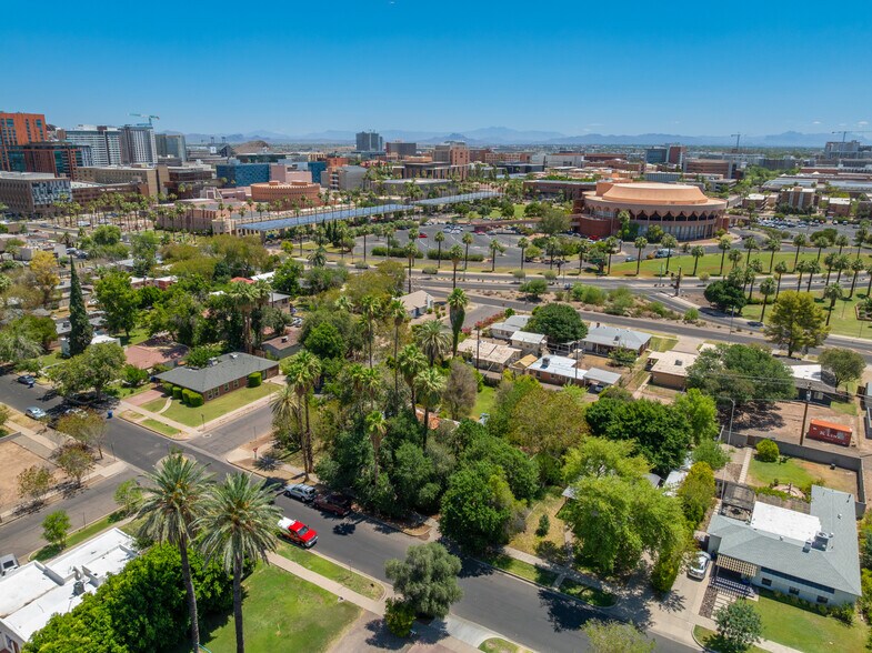 Tempe Maple Ash portefeuille de 3 propriétés à vendre sur LoopNet.ca - Photo du bâtiment - Image 3 de 7