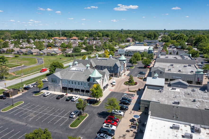 1211 Herr Ln, Louisville, KY à louer - Aérien - Image 2 de 4