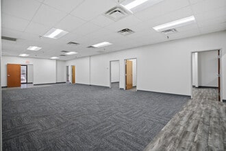 756 Port America Pl, Grapevine, TX for lease Interior Photo- Image 2 of 8