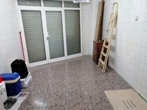 Retail in Esplugues de Llobregat, Barcelona for lease Interior Photo- Image 2 of 7