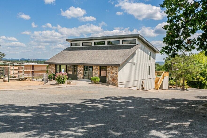 1116 W Highway 76, Branson, MO à louer - Photo du bâtiment - Image 3 de 48