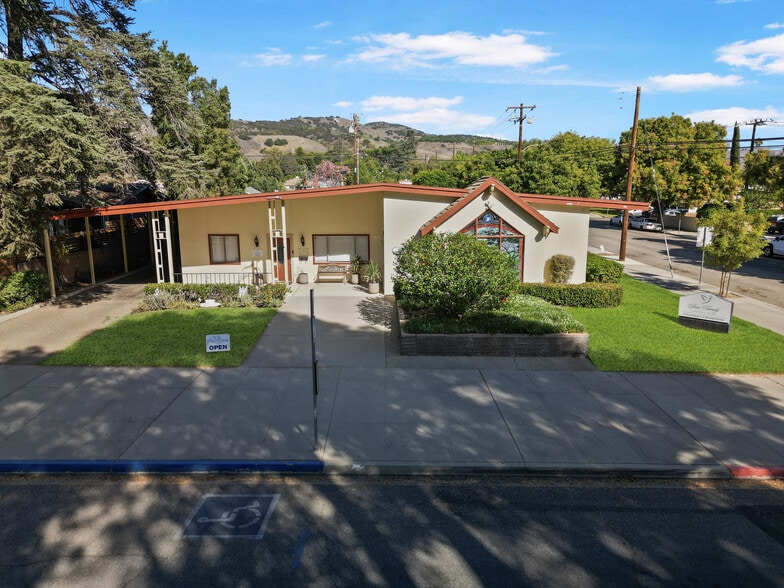 600 Central Ave, Fillmore, CA for sale - Building Photo - Image 2 of 24