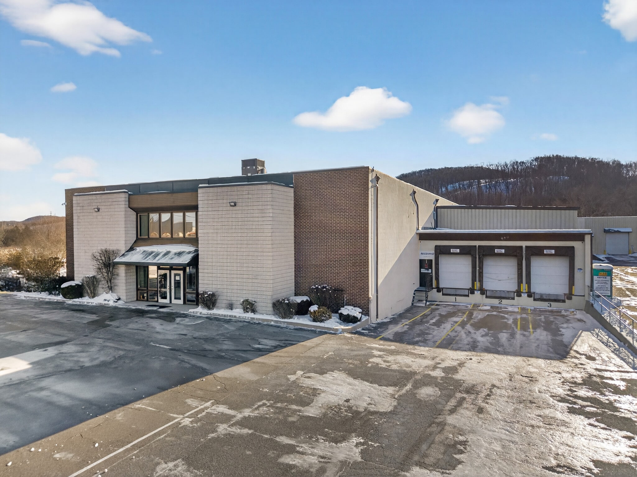 173 Black Meadow Rd, Chester, NY à louer Photo intérieure- Image 1 de 14