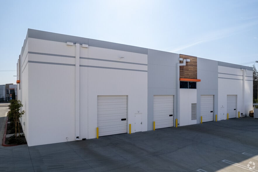 12480 East End Ave, Chino, CA for lease - Building Photo - Image 2 of 6